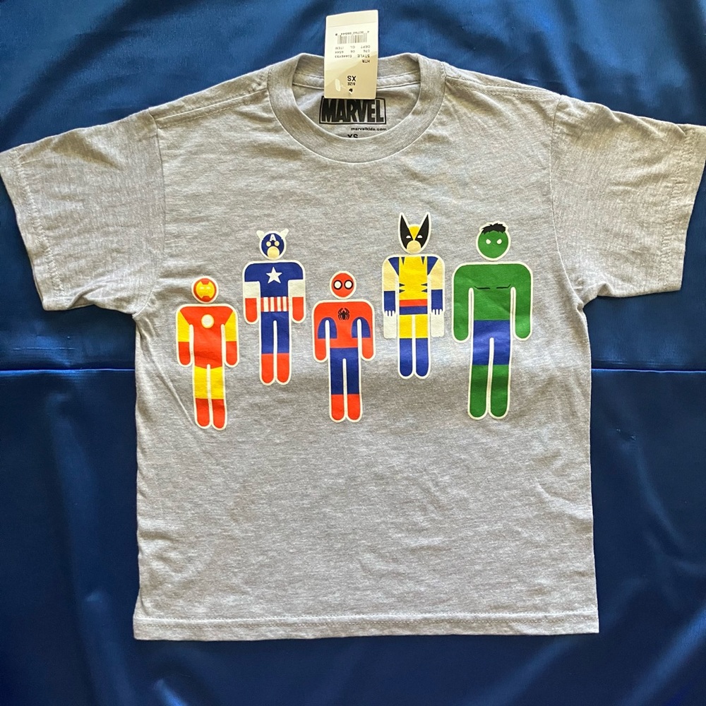 3/$18 NWT Marvel Superhero Shirt